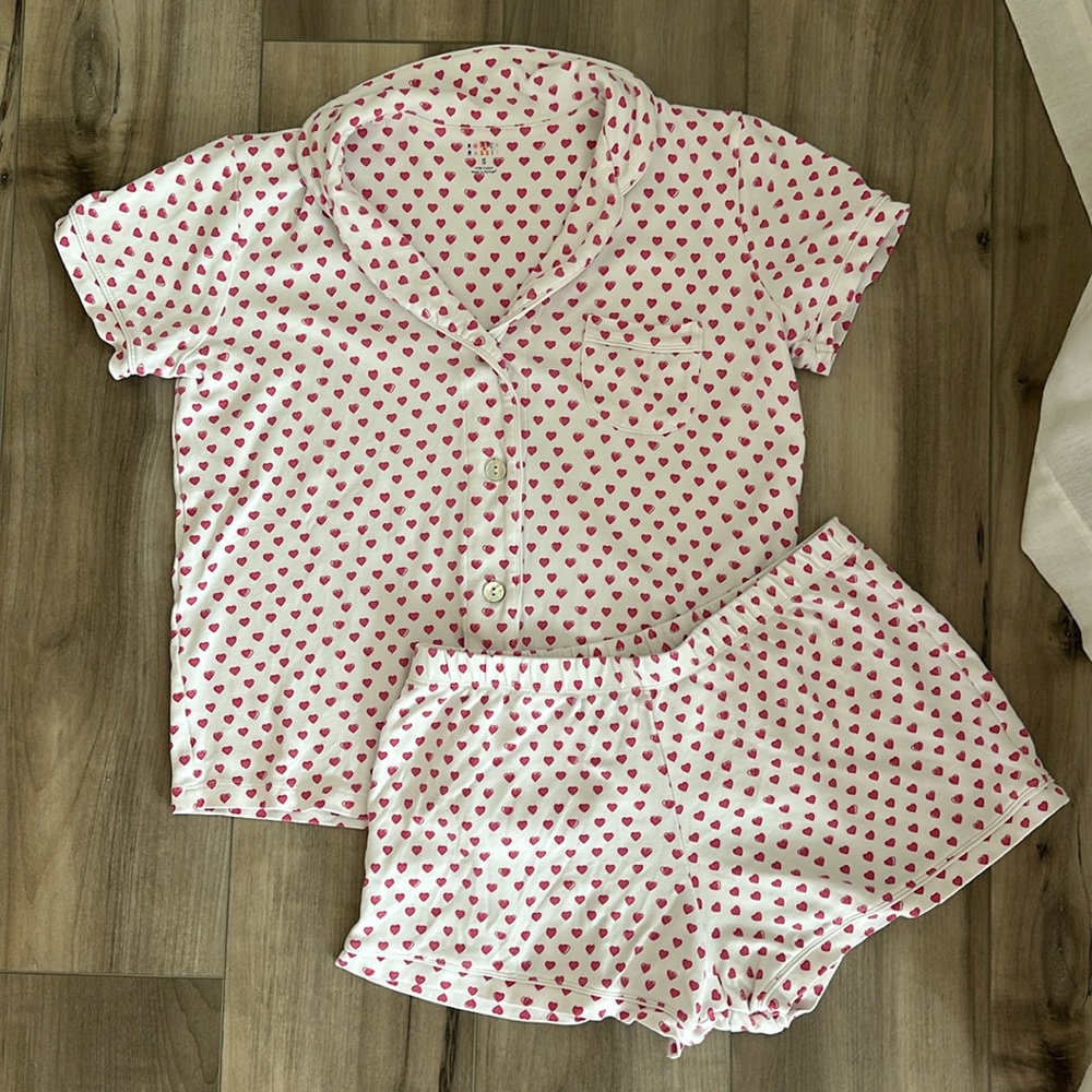 Roller Rabbit Hearts Polo Pajamas in Pink